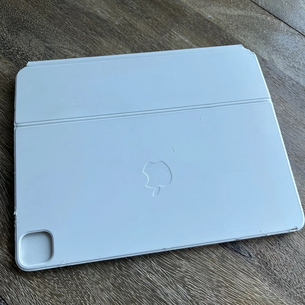 Apple Magic Keyboard A2480 - Picture 5 of 14